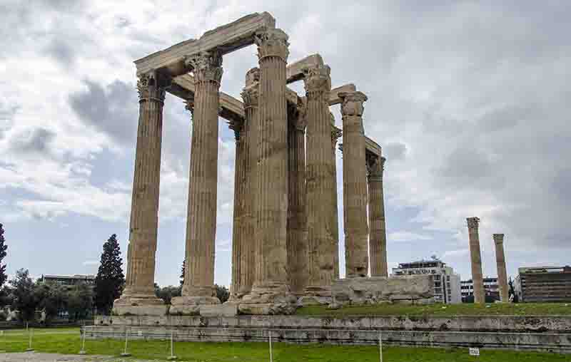 115 - Grecia - Atenas - templo de Zeus Olimpico
